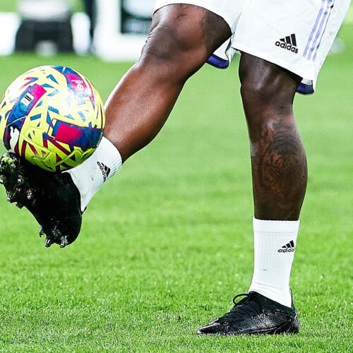 Image de l'article Vinicius et Nike au bord de la rupture ! #bootsmercato