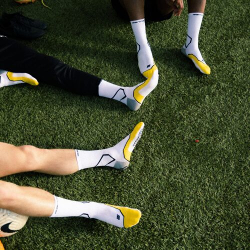 Image de l'article Ranna dévoile sa nouvelle chaussette de performance : la R-One Grip 3.0