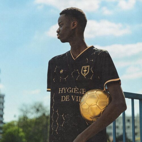 Image de l'article La marque Hygiène de Vie lance son premier maillot de foot