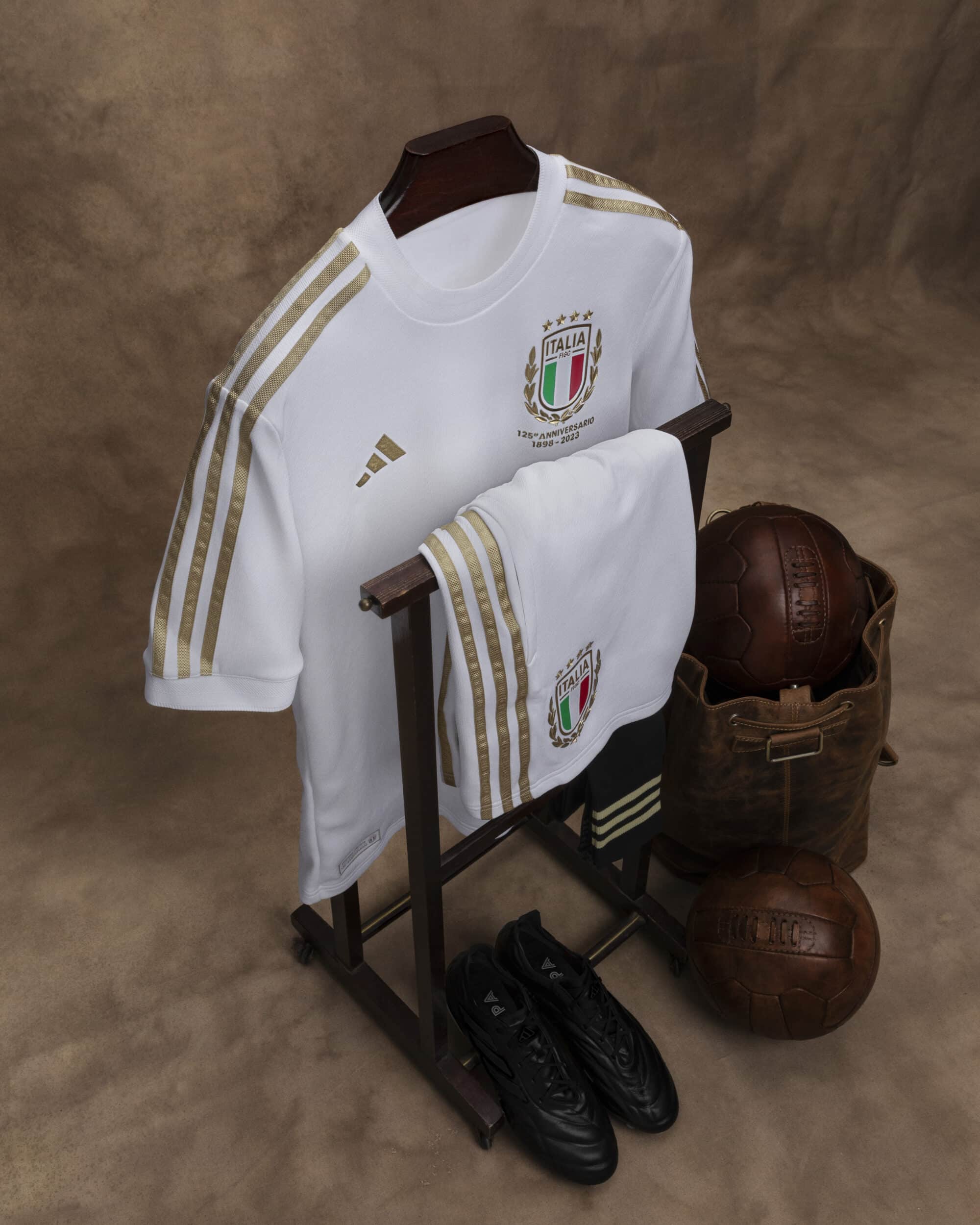 maillot italie 2023 125 ans adidas 4