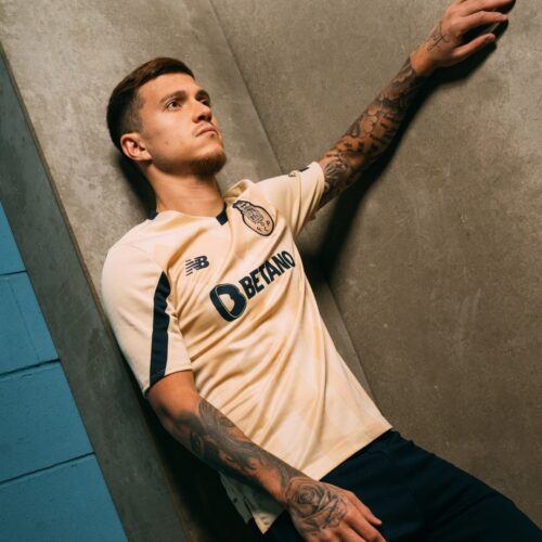 Image de l'article Maillots 2023-2024 : quelles sont les nouvelles tenues dévoilées ? - Épisode #5