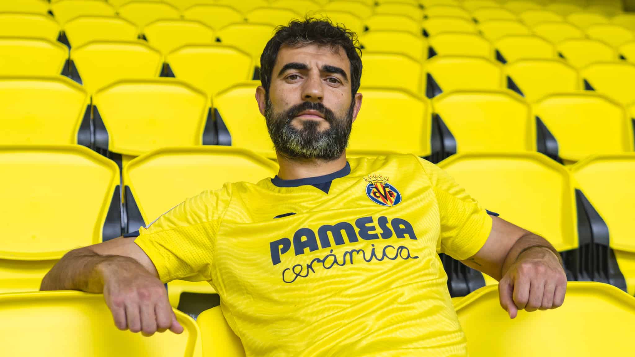 Maillot Villarreal CF Riquelme – Taille L – Jaune – Marque Puma – Occasion Excellent état