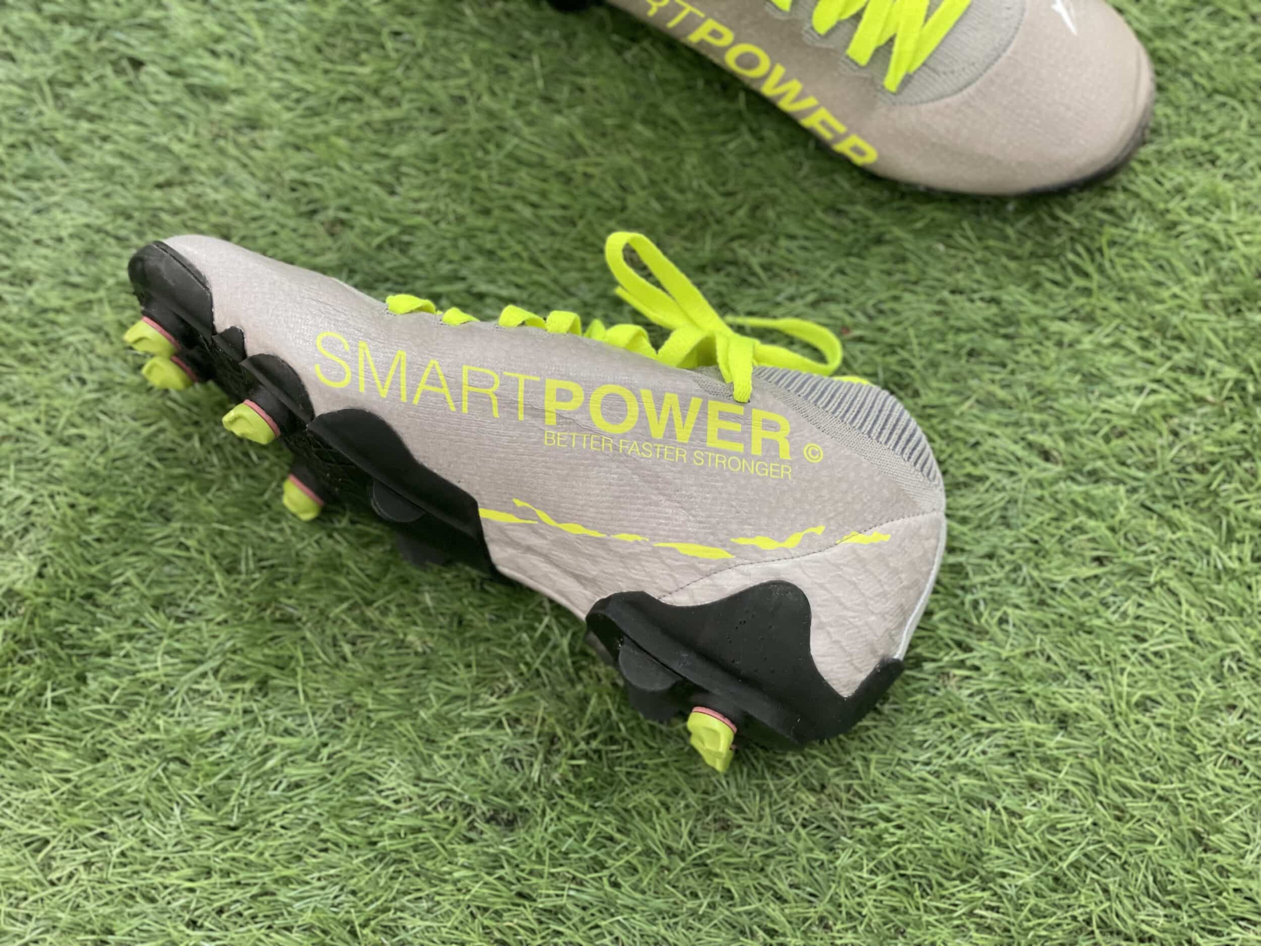 chaussures de foot smart power