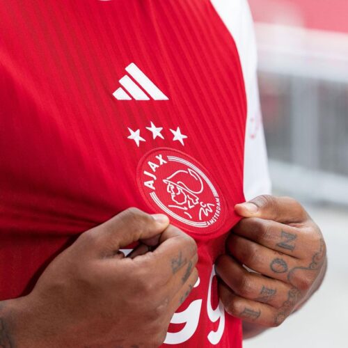 Image de l'article L'Ajax Amsterdam et adidas prolongent jusqu'en 2031 !