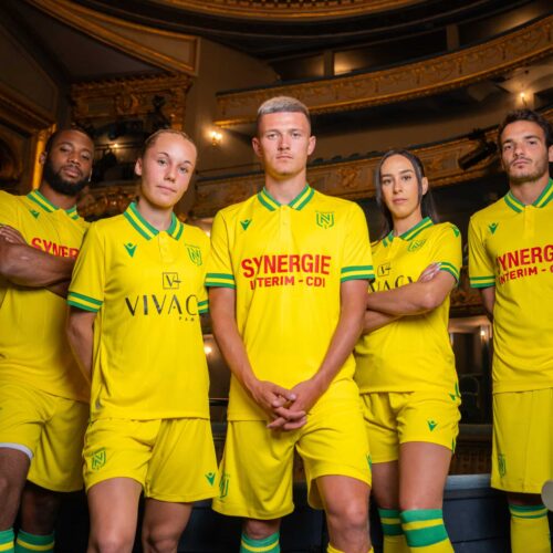 Image de l'article Le FC Nantes dévoile ses maillots 2023-2024