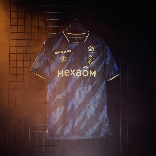 Image de l'article Stade Reims : l'un des plus beaux maillots de la Ligue 1 dévoilé ?