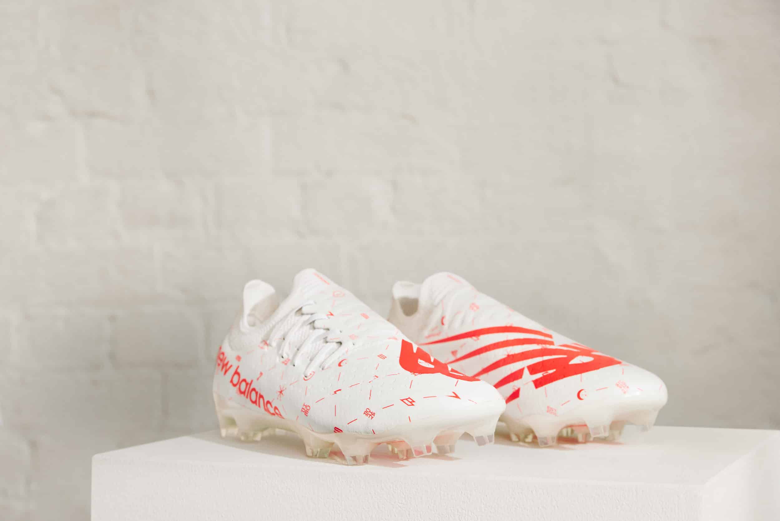 crampons bukayo saka new balance