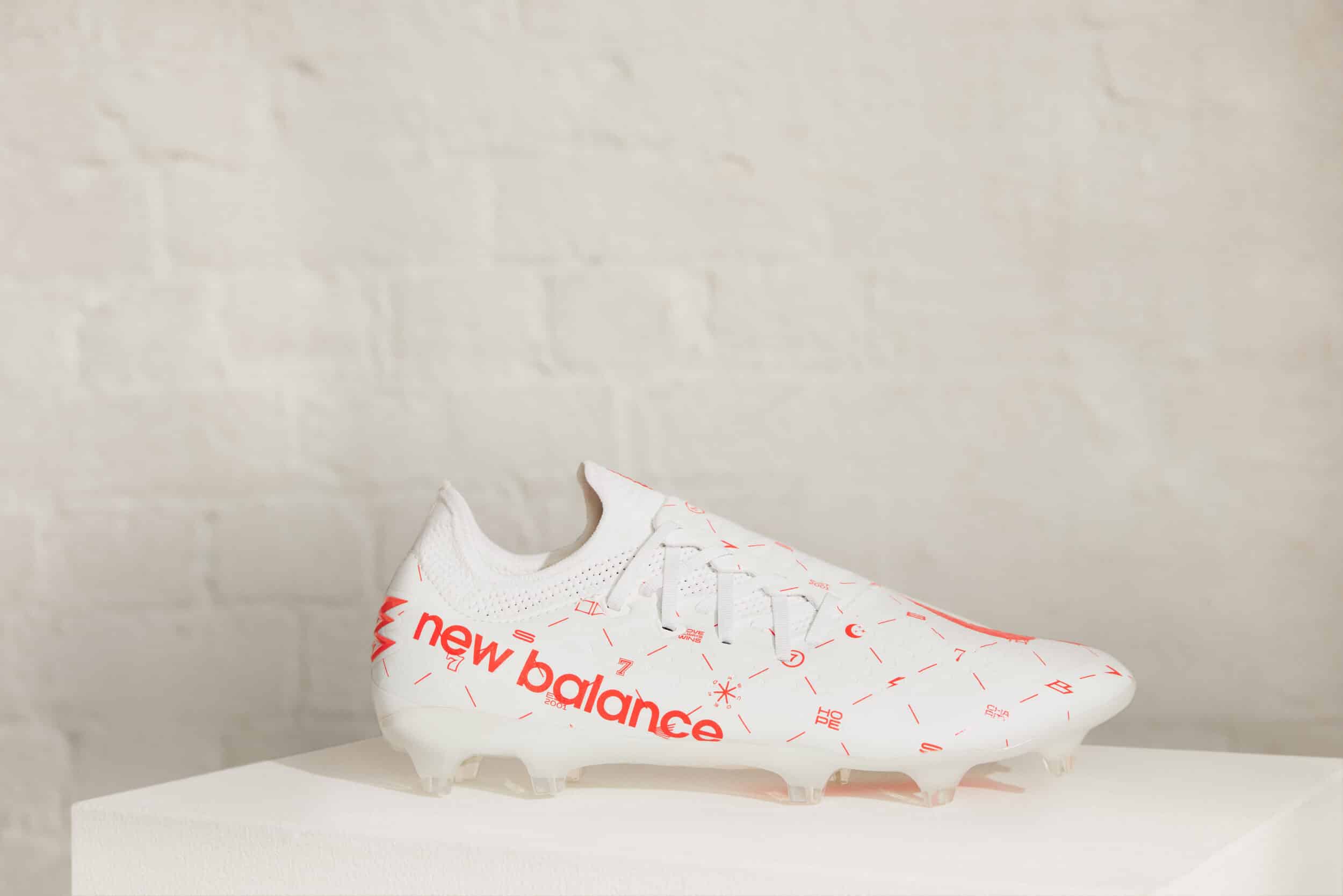 crampons bukayo saka new balance
