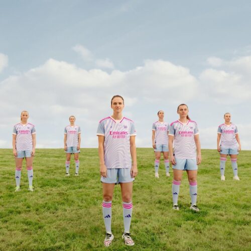 Image de l'article Un maillot de Stella McCartney pour les féminines d'Arsenal