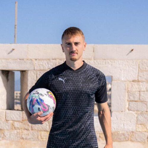 Image de l'article Valentin Rongier devient officiellement un joueur PUMA et jouera en King