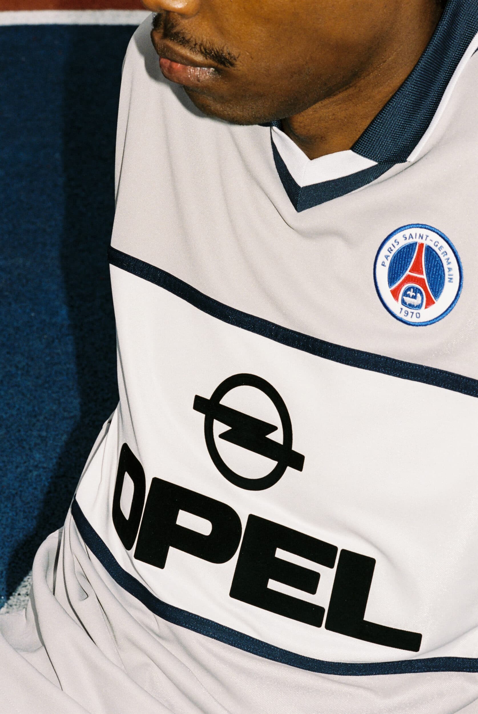 maillot psg 2000 2001 reedition