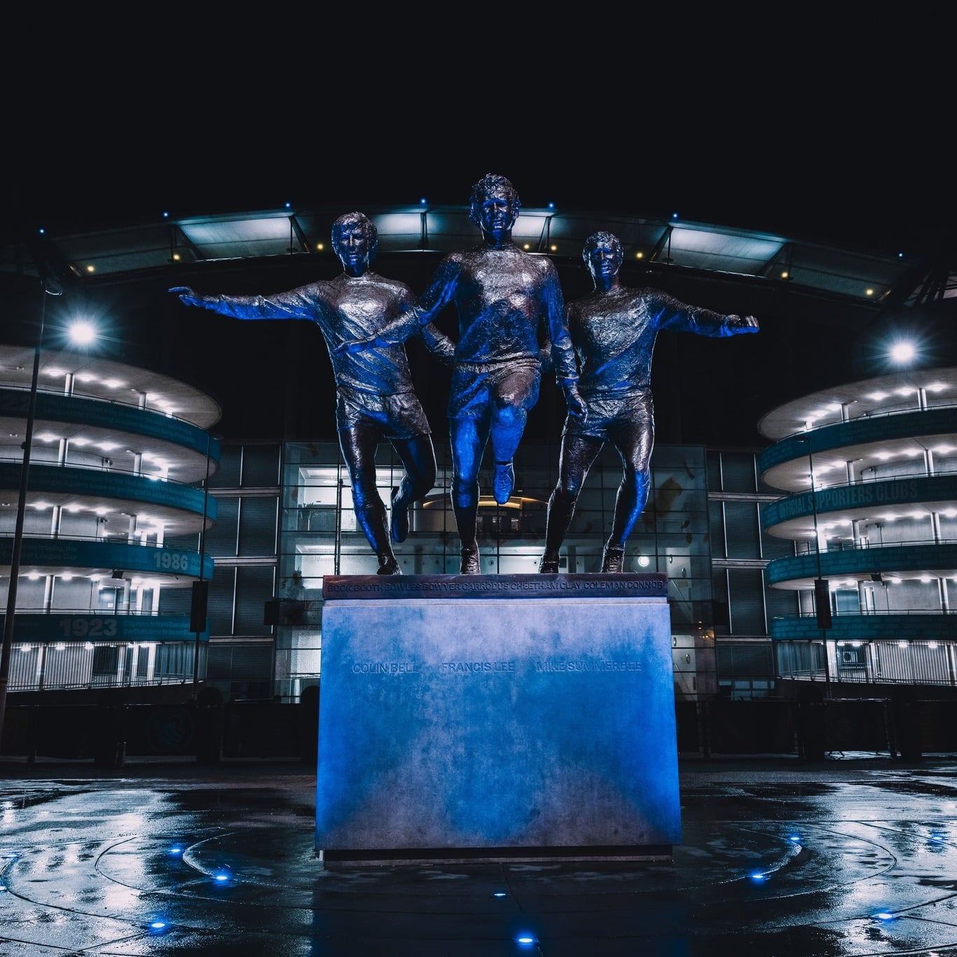 statue city legend