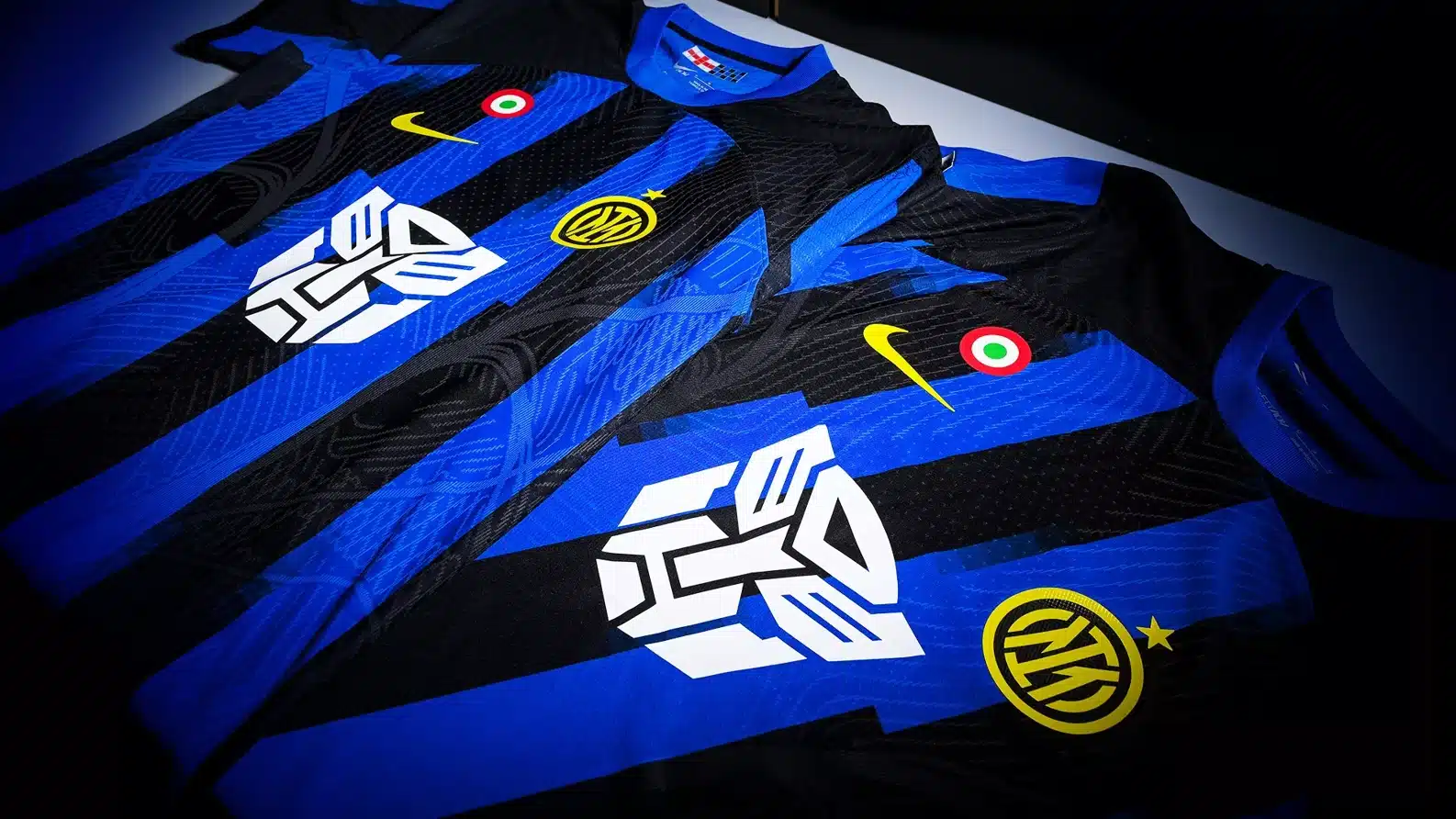 Le logo des Transformer sur le maillot de l