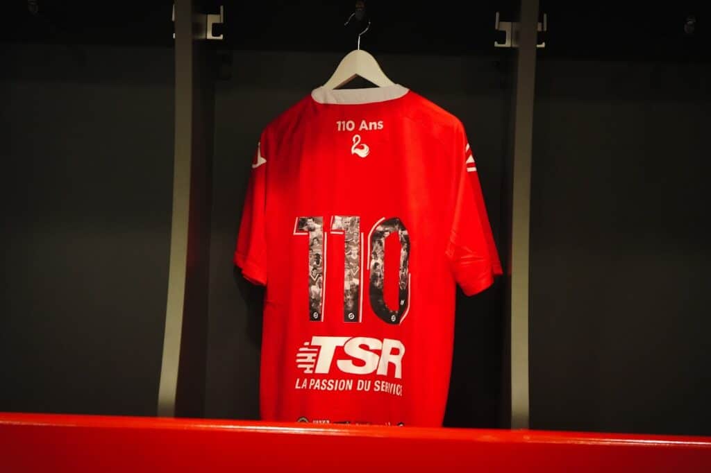 maillot valenciennes domicile 2023 2024 110 ans 1