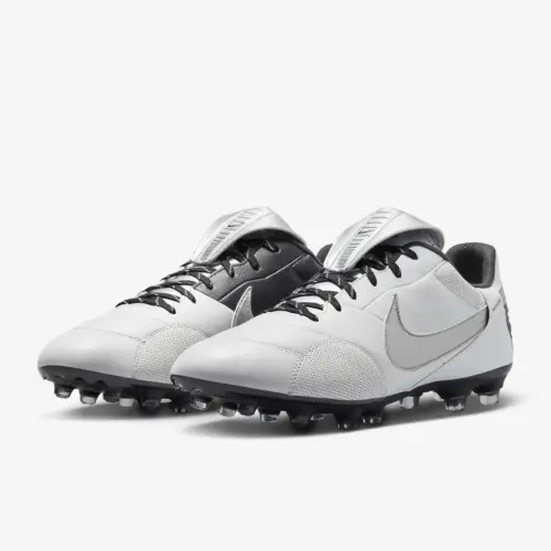 Image de l'article La Nike Premier 3 arrive dans un nouveau coloris