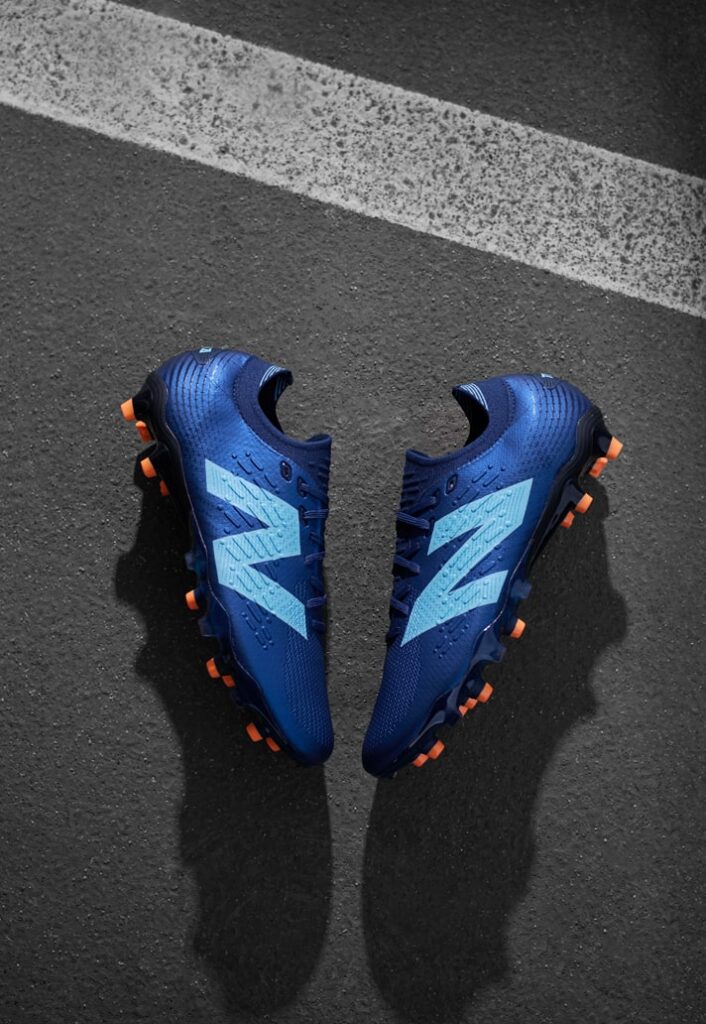 crampons tekela v4 low new balance 2024 3