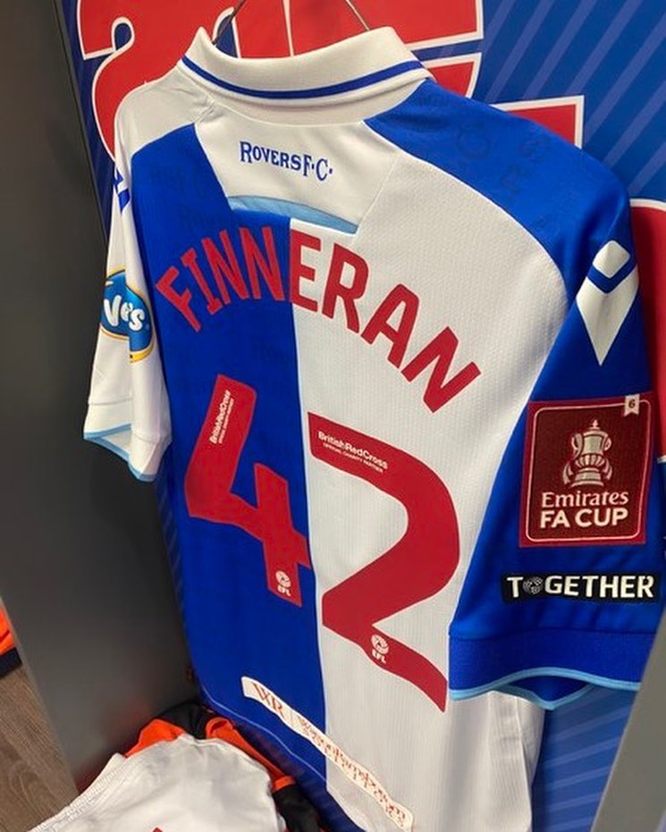 maillot blackburn 2023 2024 domicile finneran