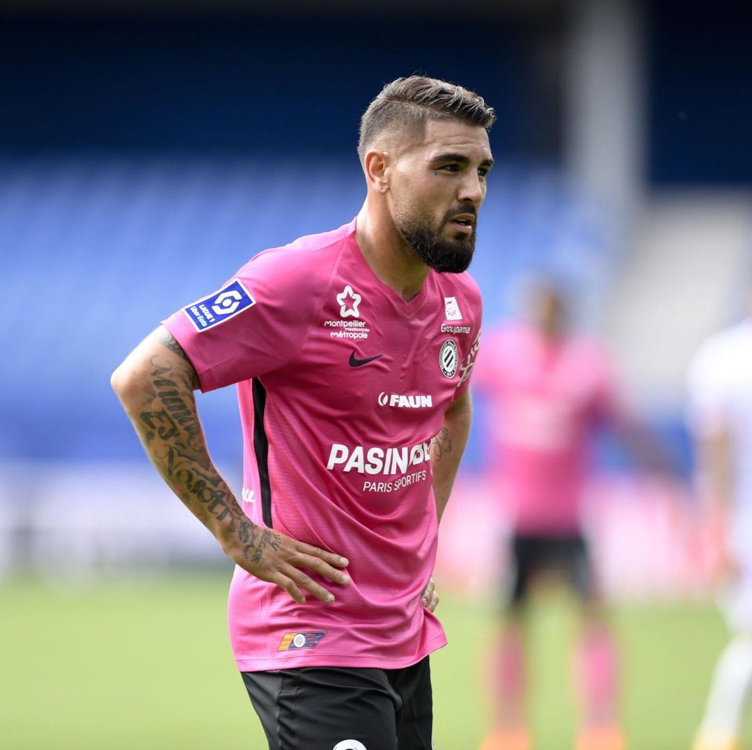Maillot Collector MHSC Montpellier Hérault SC Octobre Rose 22/23, Signé, Taille ?