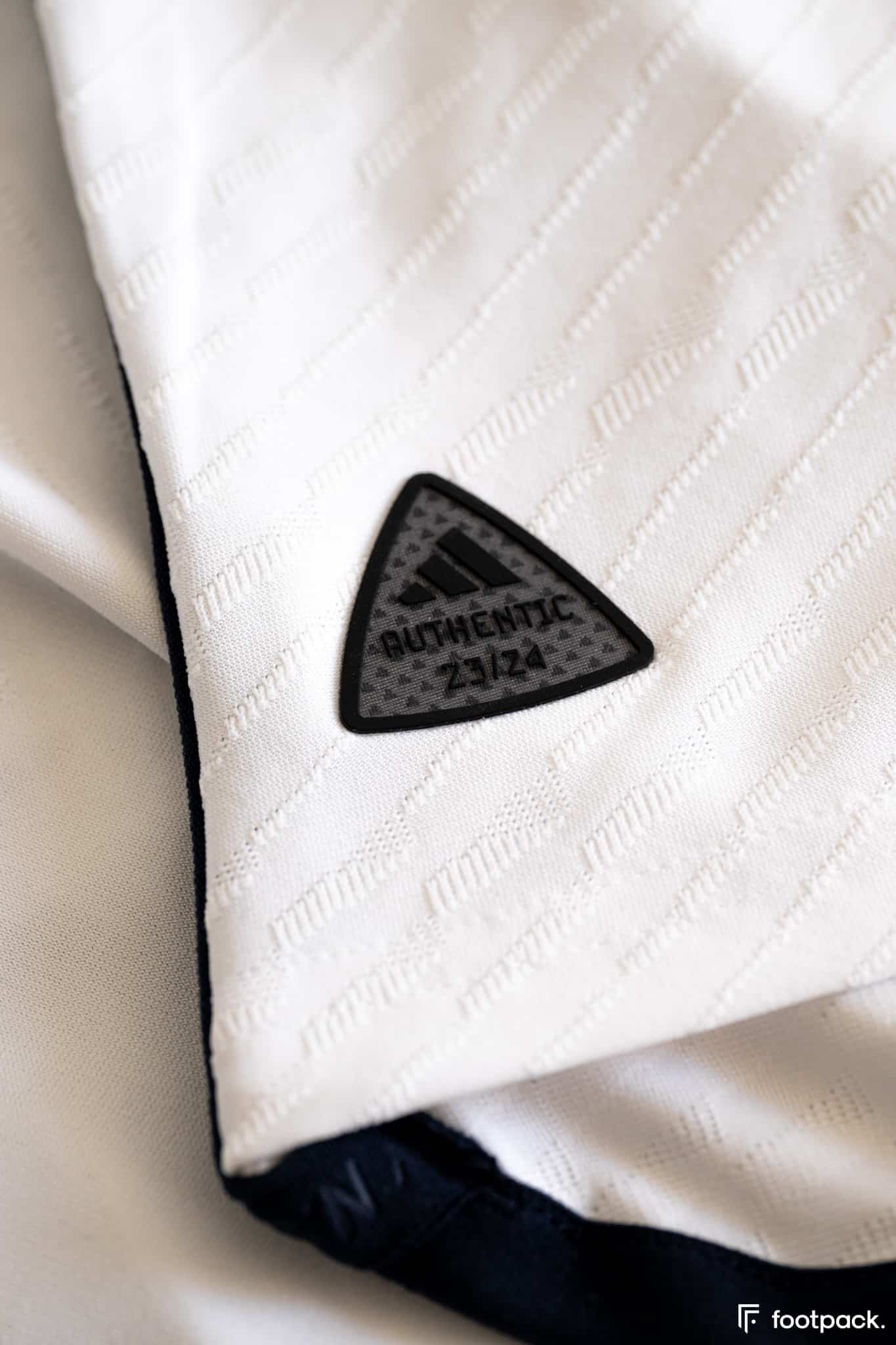 maillot real madrid domicile 2023 2024 adidas 9