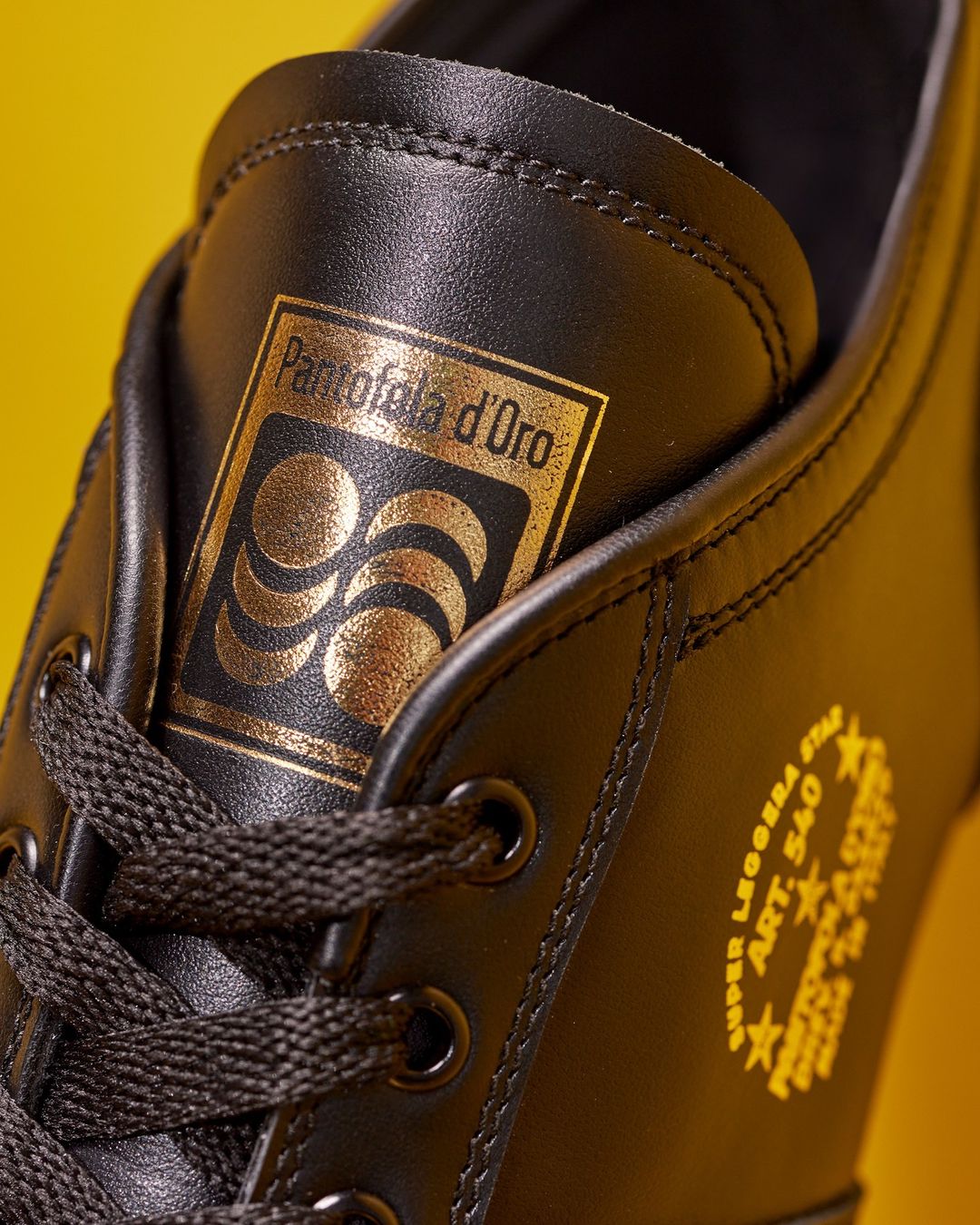 crampons roger milla pantofola d'oro 1990