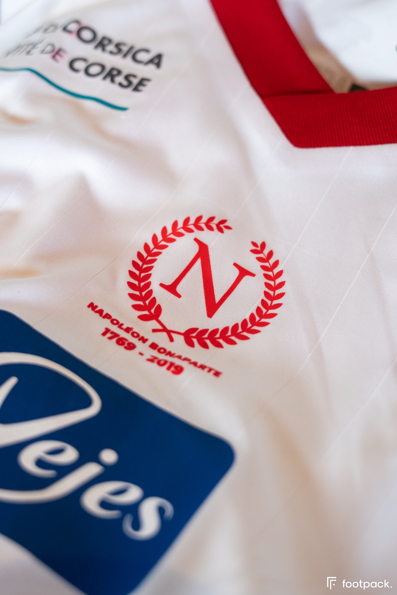 johan-cavalli-ac-ajaccio-maillot-10