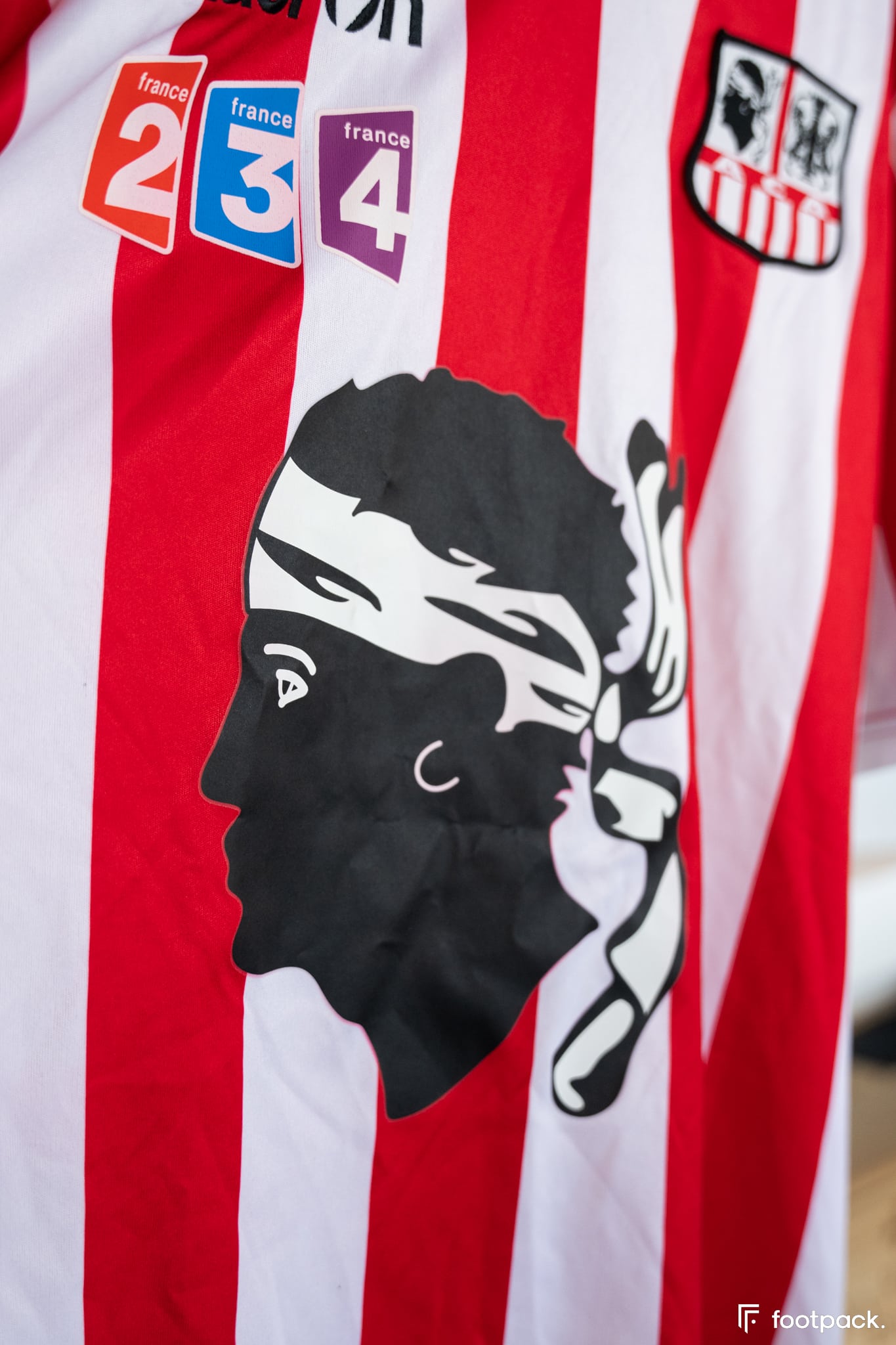 johan-cavalli-ac-ajaccio-maillot-16