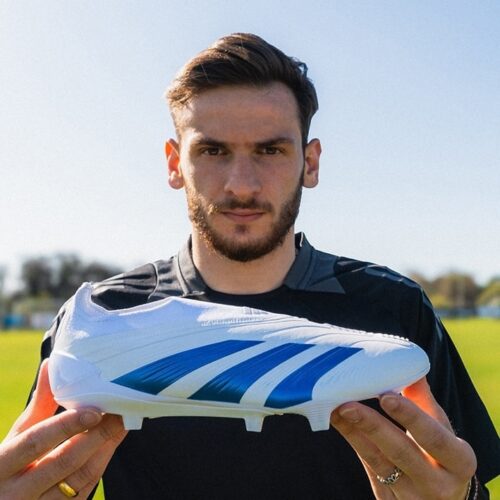 Image de l'article Khvicha Kvaratskhelia quitte lui aussi Nike pour rejoindre adidas