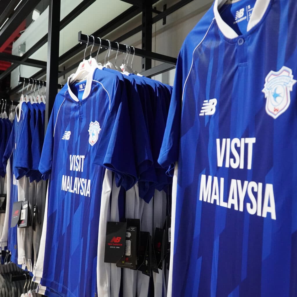 maillot cardiff city 2023 2024 new balance