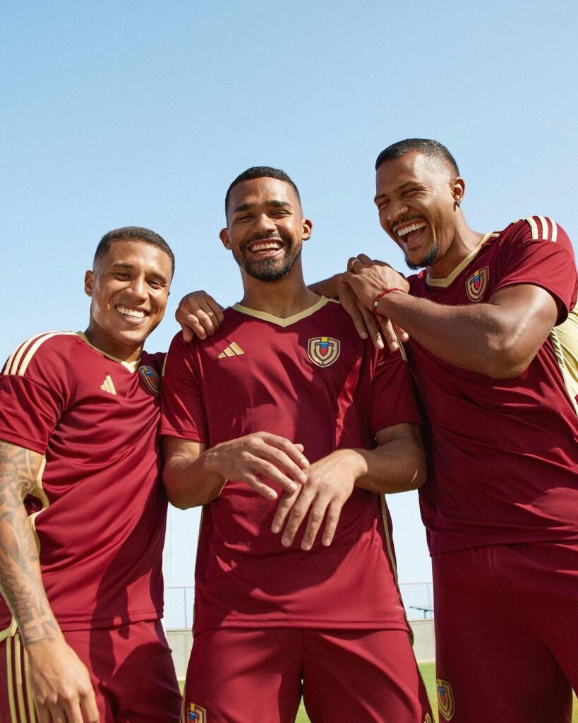 maillot venezuela 2024 adidas domicile