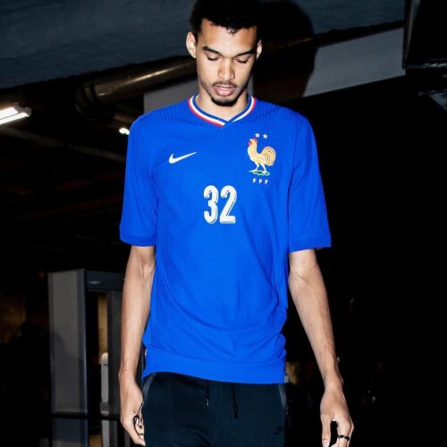 Image de l'article Un nouveau flocage pour le maillot de l'équipe de France