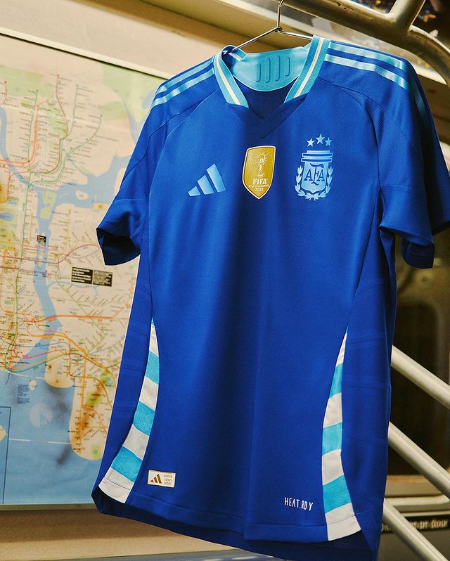 maillot argentine exterieur 2024 adidas