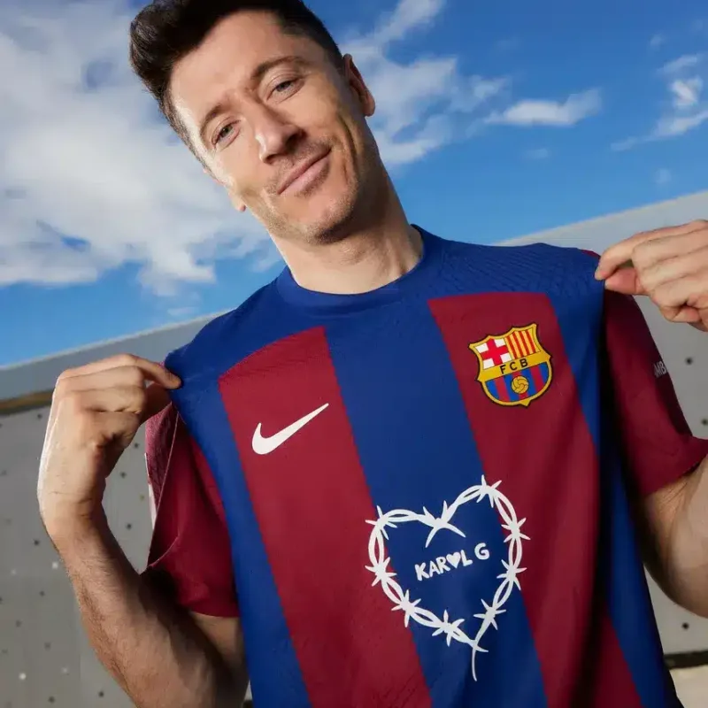 Nike FC Barcelone 2025/26 Maillot Domicile Junior du Stade
