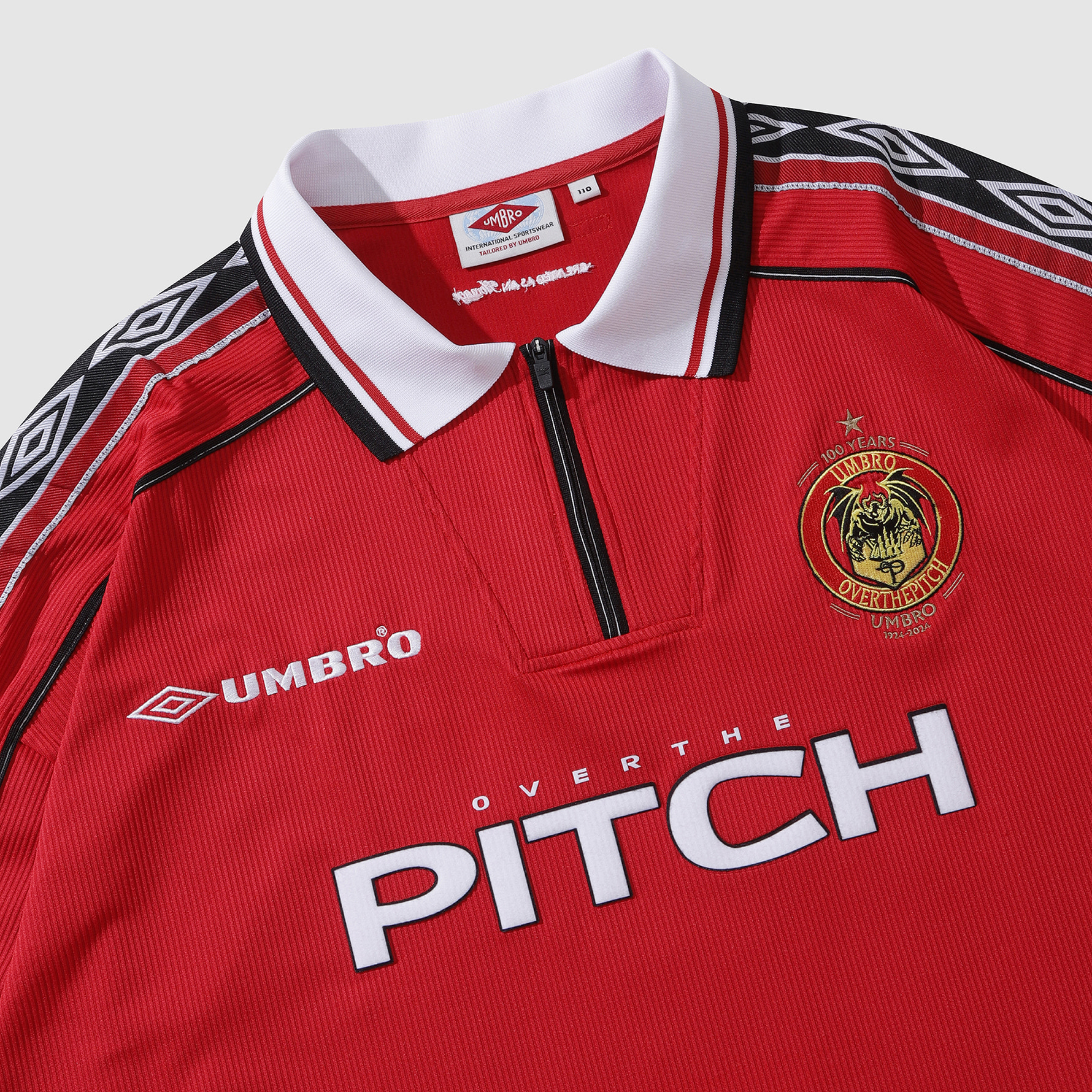 umbro over the pitch manchester united 1