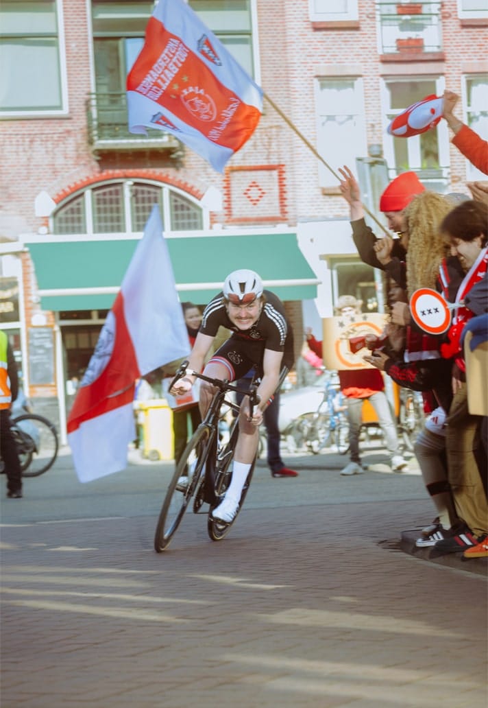 collection adidas ajax amsterdam cycliste