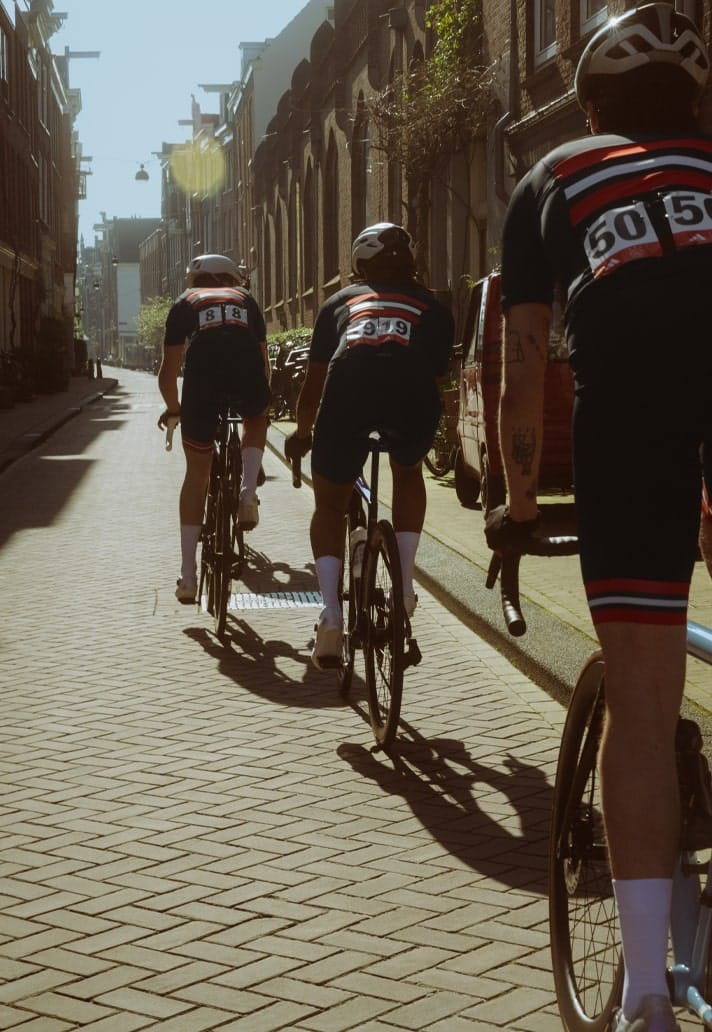 collection adidas ajax amsterdam cycliste