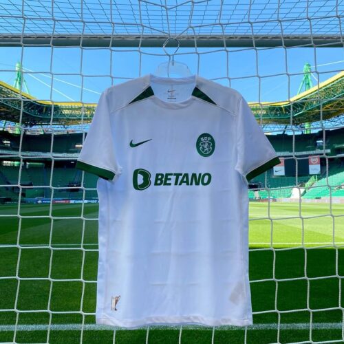 Image de l'article Un maillot spécial en hommage à la victoire en Coupe des Coupes pour le Sporting