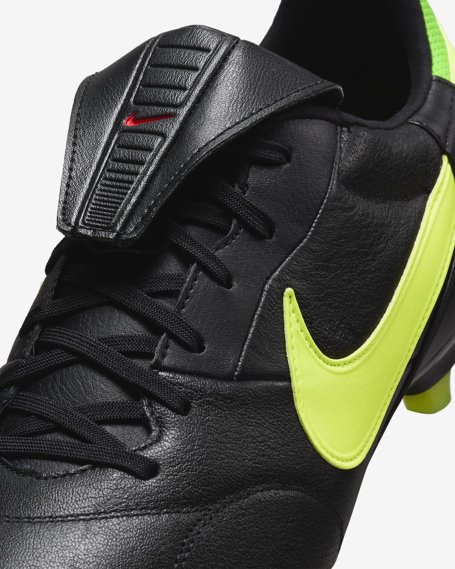 nike premier 3