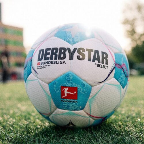 Image de l'article Le ballon de la Bundesliga 2024/25, dévoilé par la marque Derbystar
