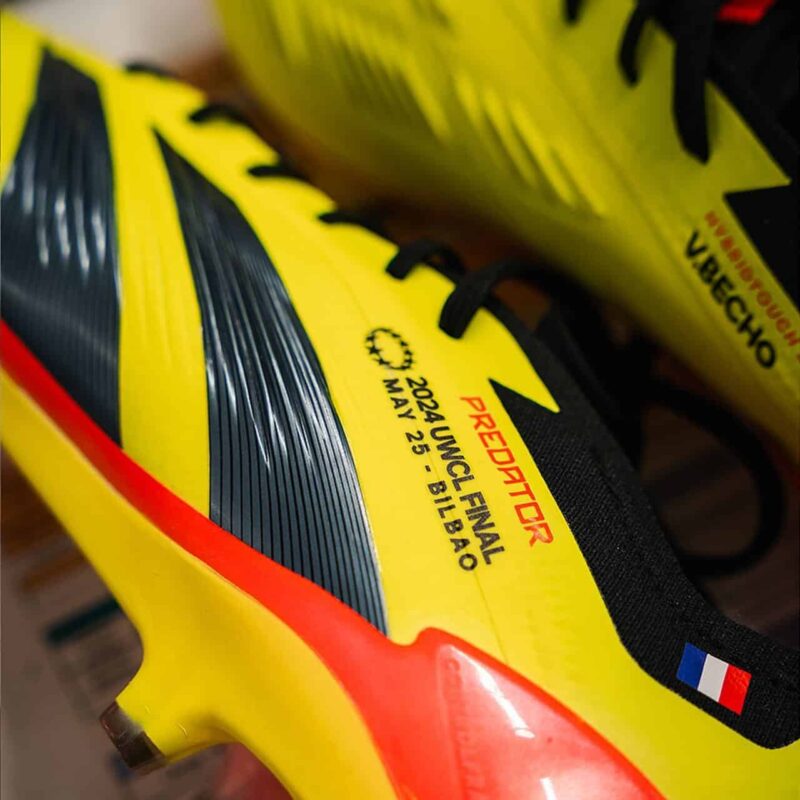 crampons adidas finale ligue des champions feminine