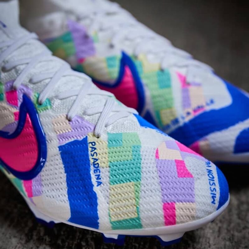 crampons mercurial socal pack nike