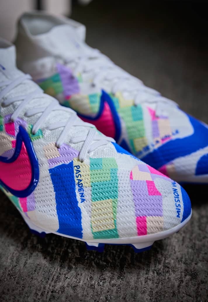 crampons mercurial socal pack nike