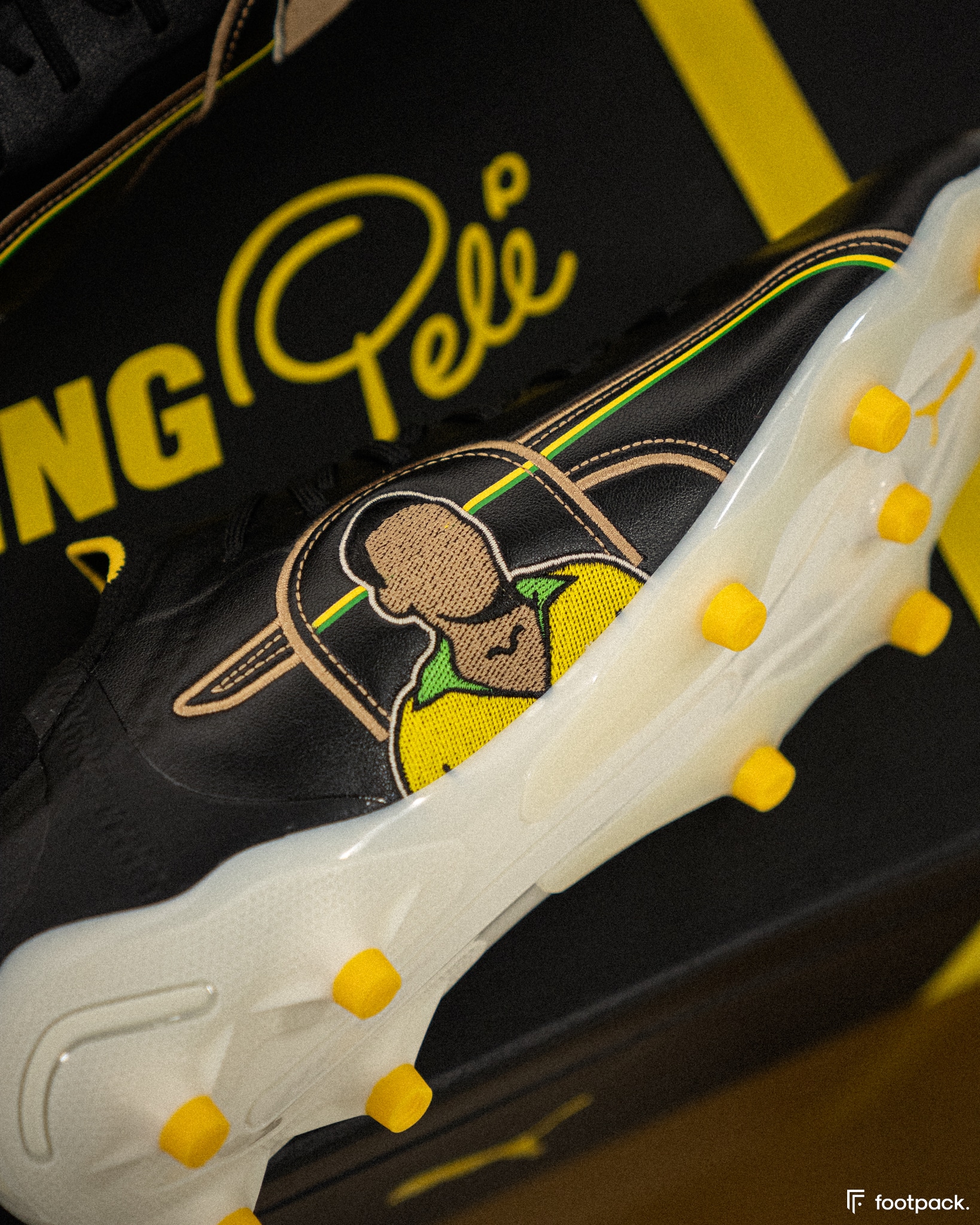 crampons puma king pelé