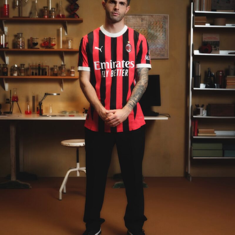 maillot ac milan domicile 2024 2025 puma 1