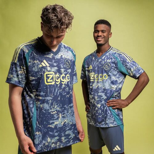 Image de l'article Un maillot extérieur 24/25 artistique pour l'Ajax
