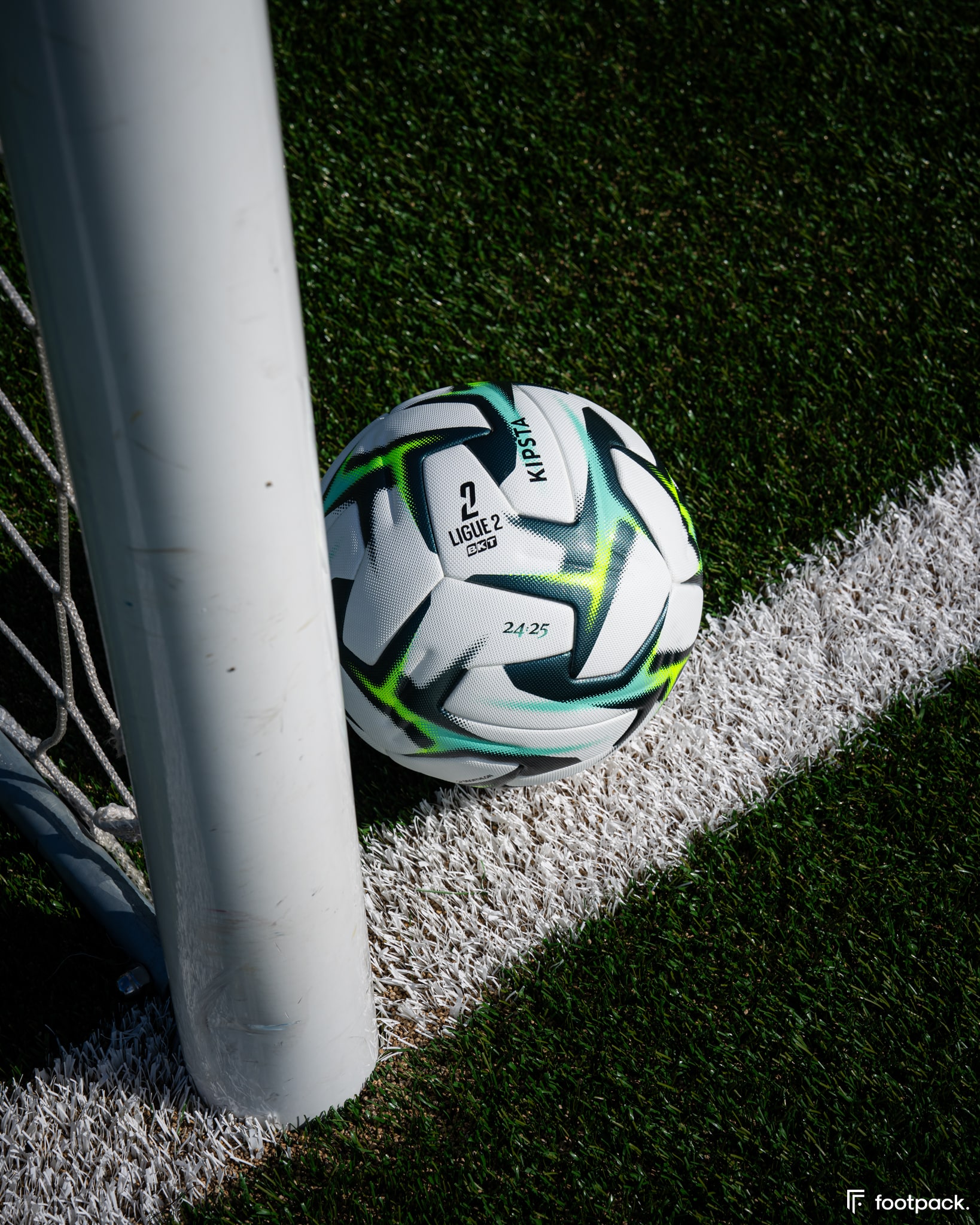 ballon ligue 2 2024 2025