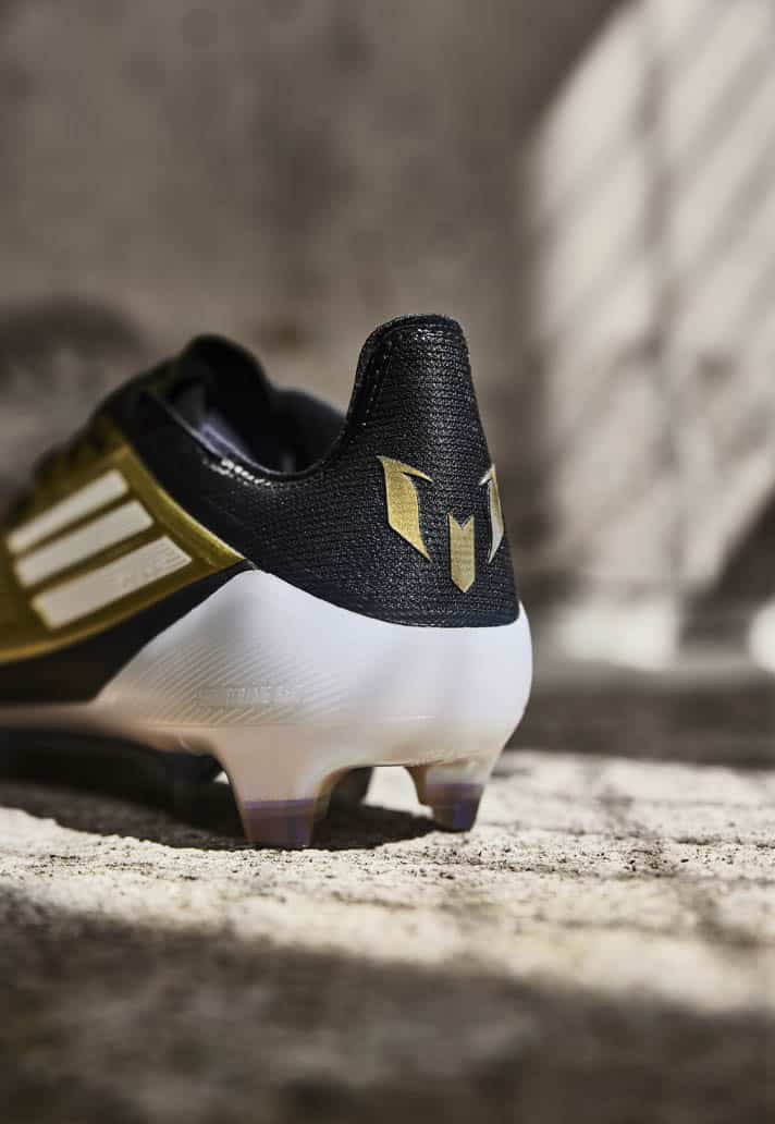crampons f50 triunfo dorado messi adidas 1