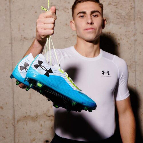 Image de l'article Qui sont ces 20 joueurs de l'Euro qui ne portent ni Nike, ni adidas, ni PUMA ?