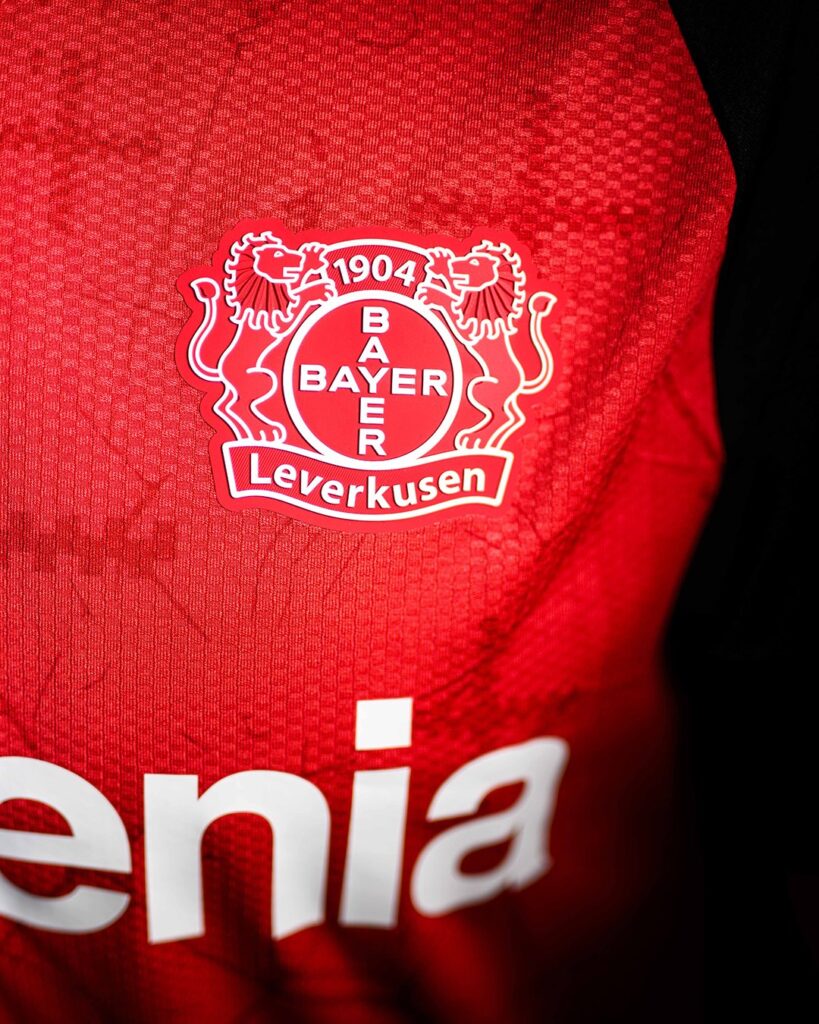 maillot bayer leverkusen 2024 2025 domicile castore