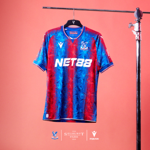 Image de l'article Banger ou flop ? Le design du maillot 24/25 de Crystal Palace divise