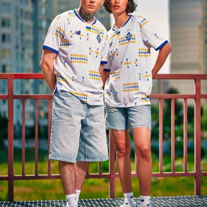 maillot domicile dynamo kiev 2024 2025 new balance 1